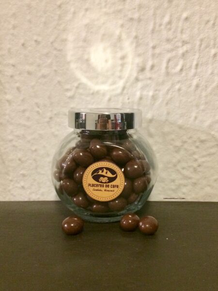 Granos de café cubiertos con chocolate. (Chico 130 grs)